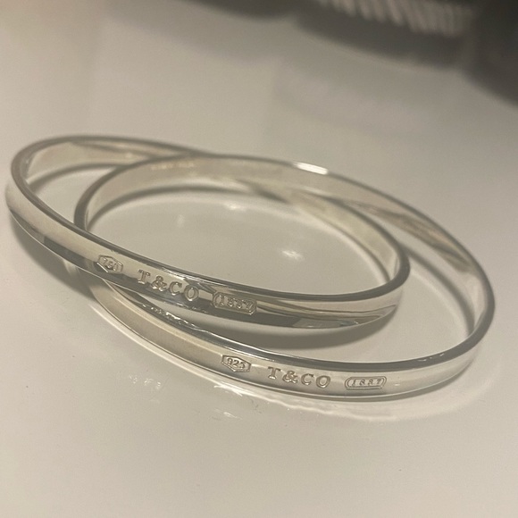 Authentic Tiffany & Co interlocking double bangles - Picture 5 of 5
